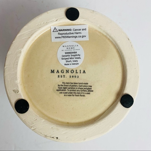 Magnolia Home Ceramic Vase Short Ivory Minimalistic NEW - Picture 7 of 8